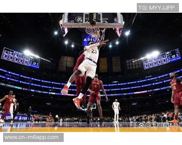 安东尼戴维斯表现出色14投8中砍下25分助球队获胜并贡献多项数据 安东尼戴维斯表现出色14投8中砍下25分助球队获胜并贡献多项数据