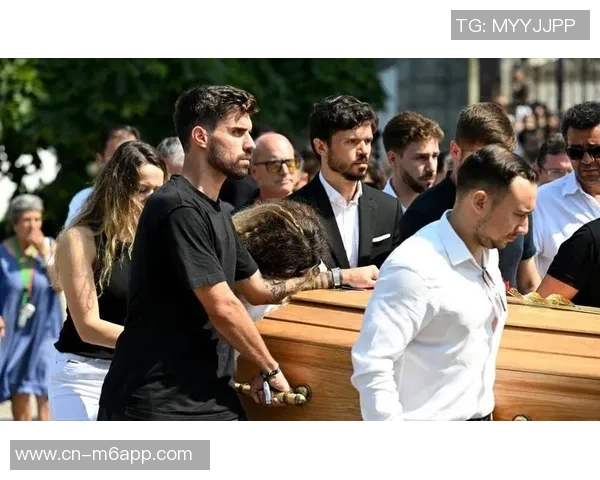 C罗深情悼念若塔去世感慨万千泪流不止令人心痛