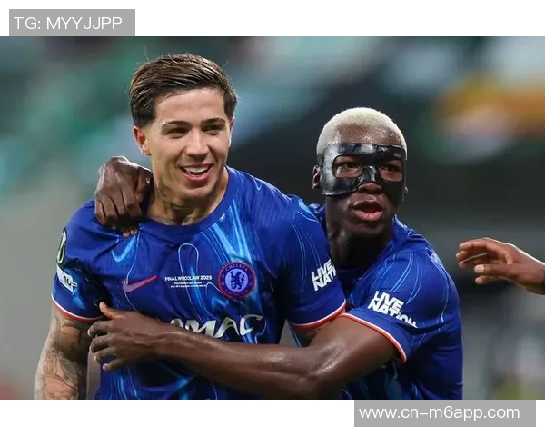 切尔西备战阿贾克斯恩佐积极参与最后训练环节