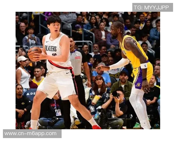 从51分到绝杀时刻里夫斯崛起为湖人新领袖展现全能风采 从51分到绝杀时刻里夫斯崛起为湖人新领袖展现全能风采